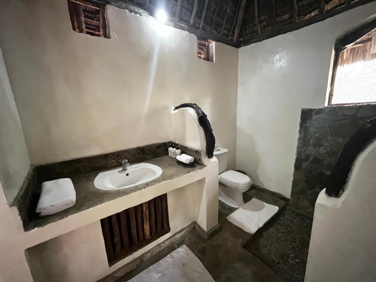 Hotel Lemara Eco Camp Kisaki Zewnętrze zdjęcie